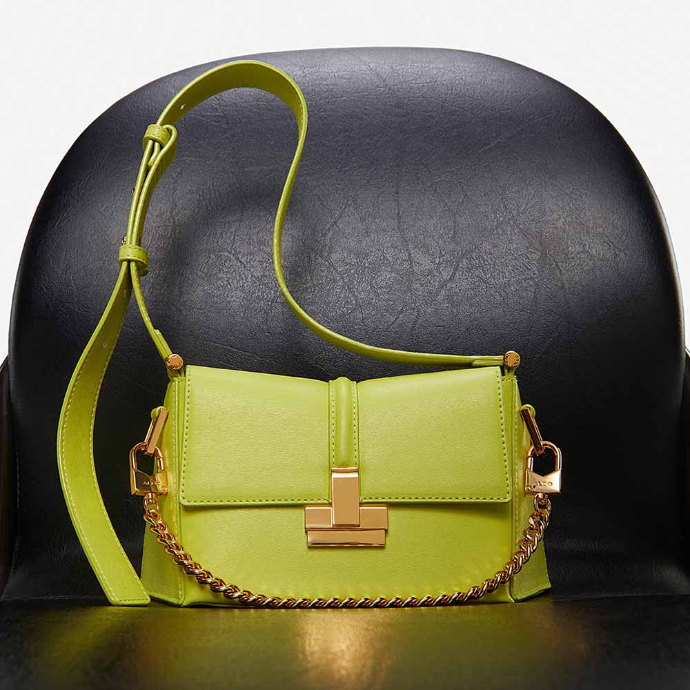 Averil Women's Green Shoulder Bag image number 0